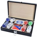 ΞΥΛΙΝΗ ΚΑΣΕΤΙΝΑ ΜΕ 200 ΜΑΡΚΕΣ ΚΑΖΙΝΟ CLUB POKER SUPERGIFTS 12gr ΜΕ ΑΞΙΑ & 2 ΤΡΑΠΟΥΛΕΣ ΠΛΑΣΤΙΚΕΣ DAL NEGRO